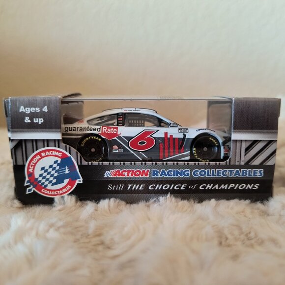 Rare 2020 Ryan Newman #6 Guaranteed Rate 1/64 NASCAR Diecast NWOT - Picture 2 of 6